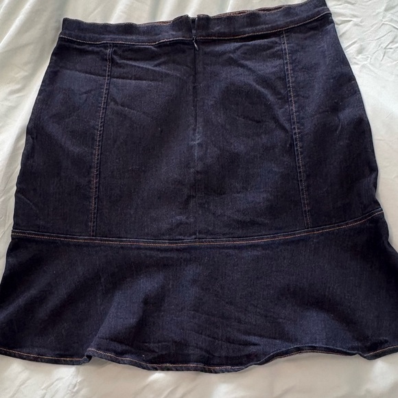 Ann Klein denim skirt-like new!!!! Size 14! - Picture 3 of 6